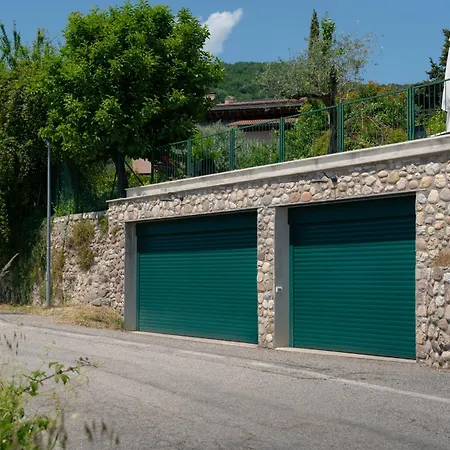 Lanterna Apartamento Costermano