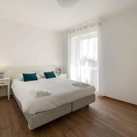 Lanterna Apartment